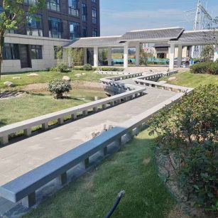 四平 芝麻灰小区坐凳&栏杆安装效果