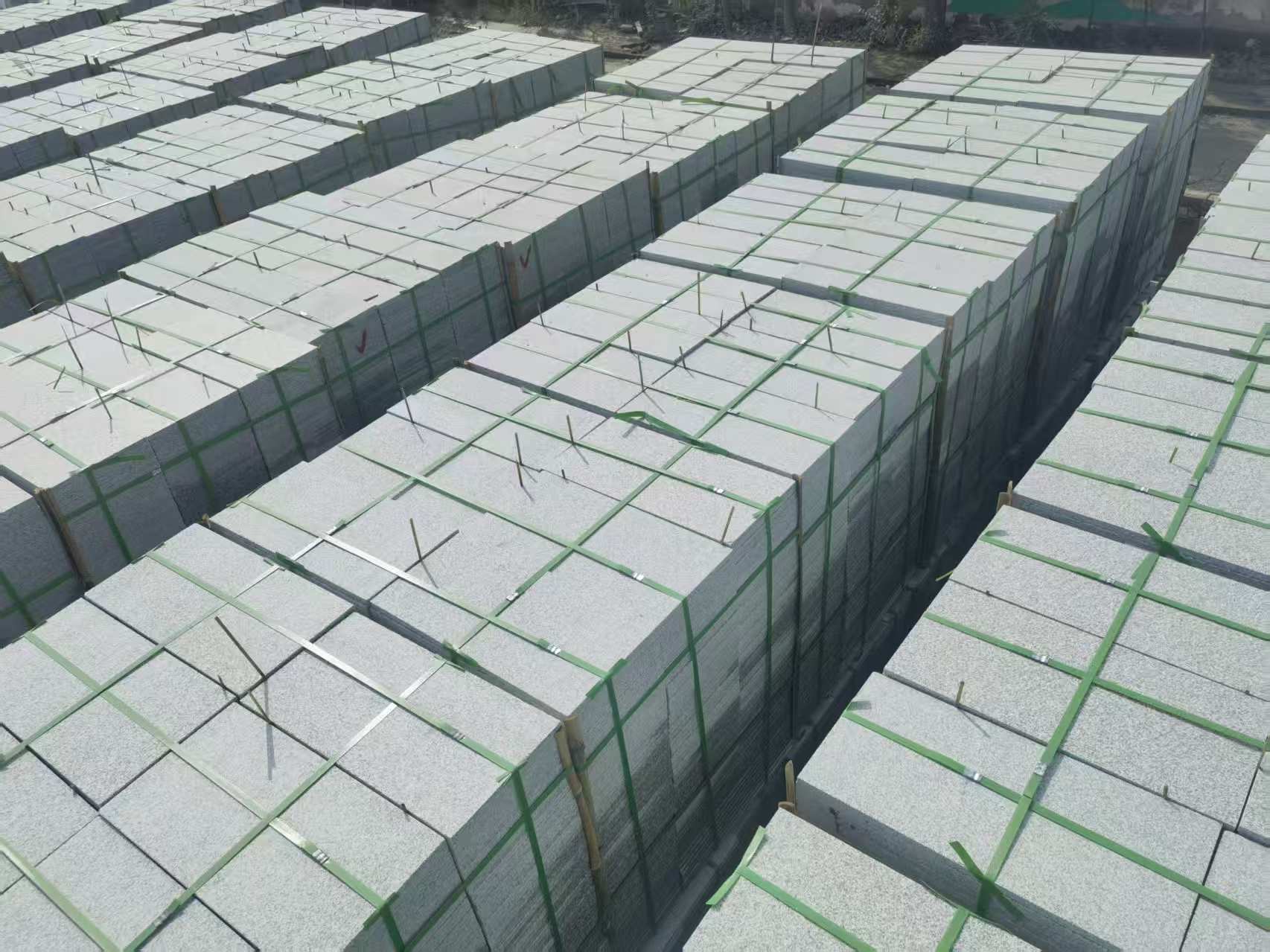 四平 芝麻白1.8公分火烧300*600地铺，清仓大甩卖