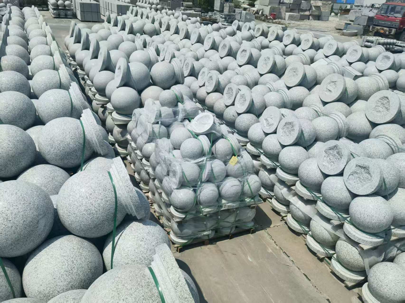四平 花岗岩实心圆球，石球，挡车球，挡车石，车止石，路障石。