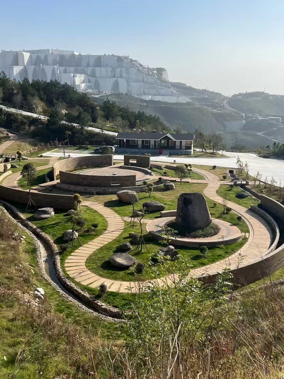四平仿古石铺装整体效果