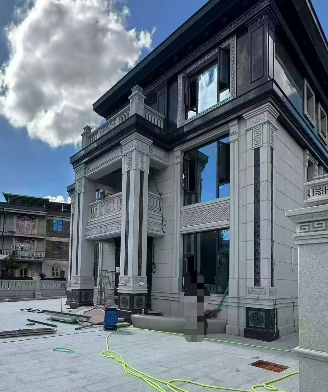 四平 别墅干挂，芝麻白与芝麻黑完美配合