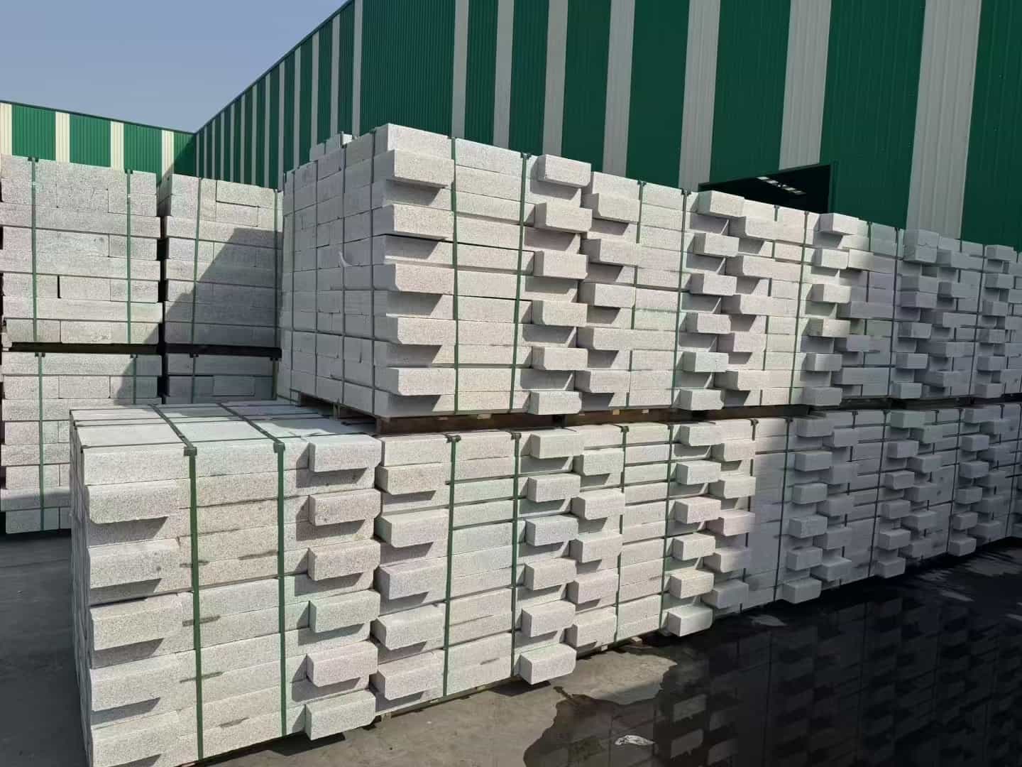 四平芝麻白路沿石