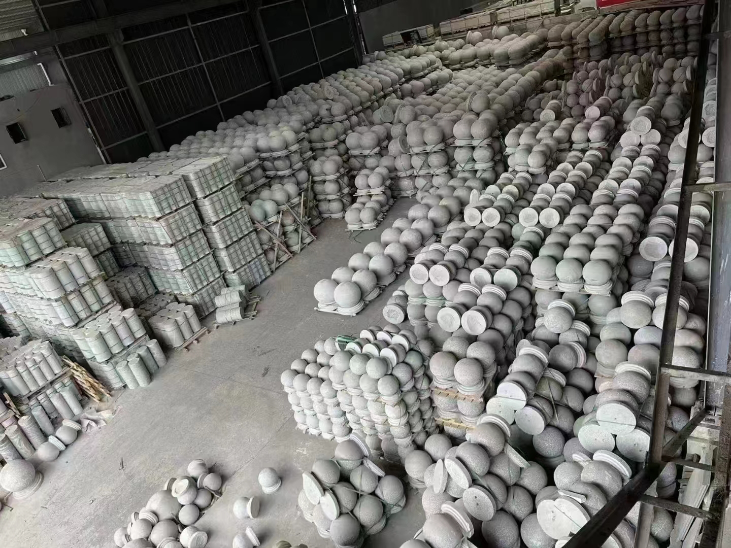 四平 芝麻白挡车柱